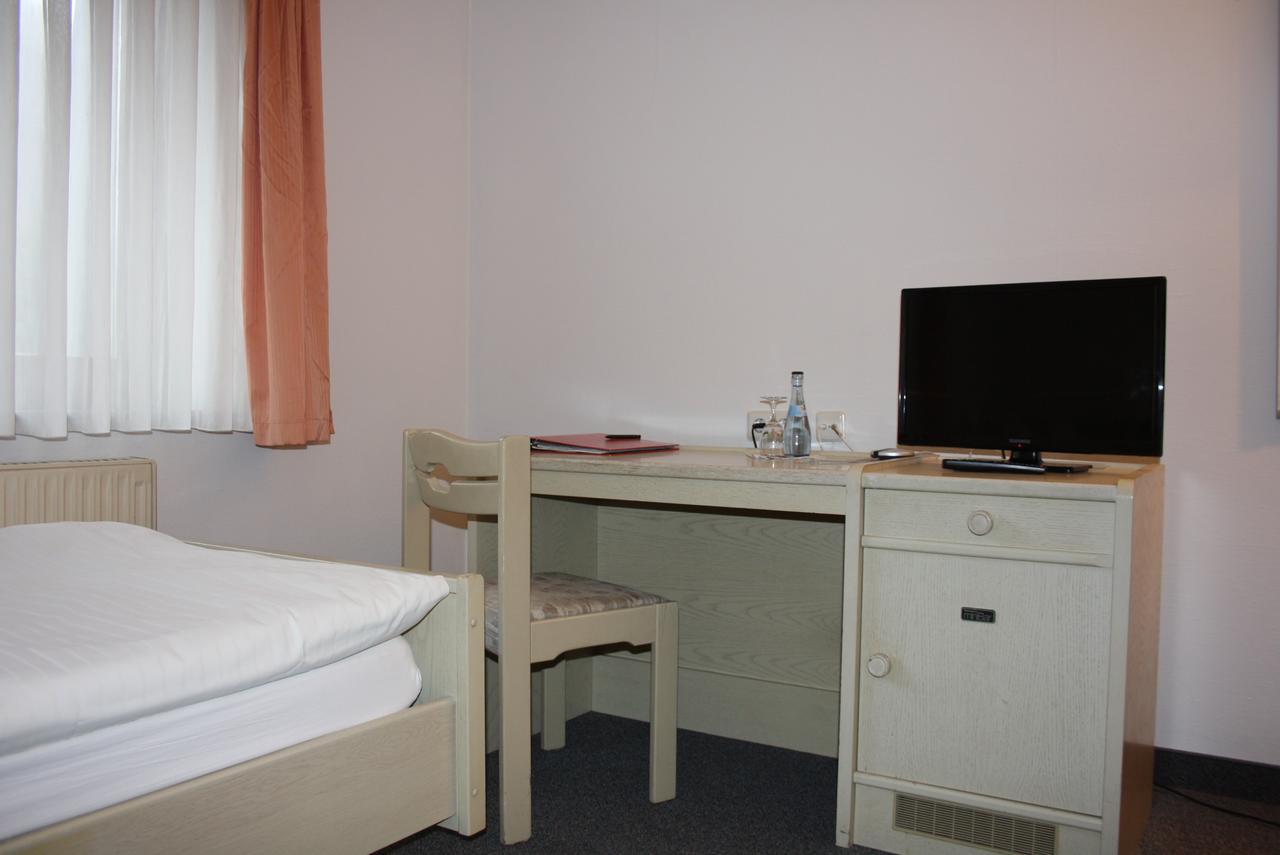 Hotel Blume Post アルプシュタット エクステリア 写真